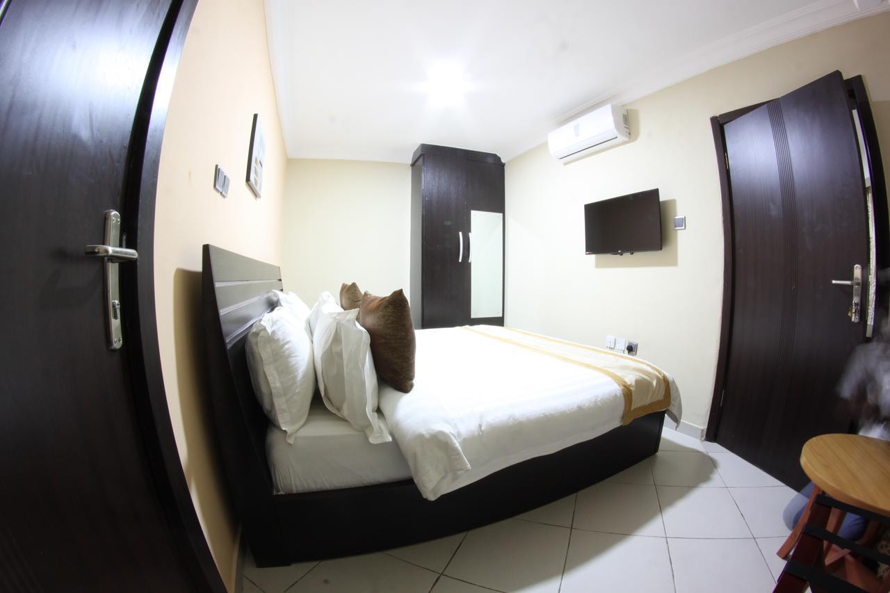 Celia'S Suites Abeokuta Экстерьер фото