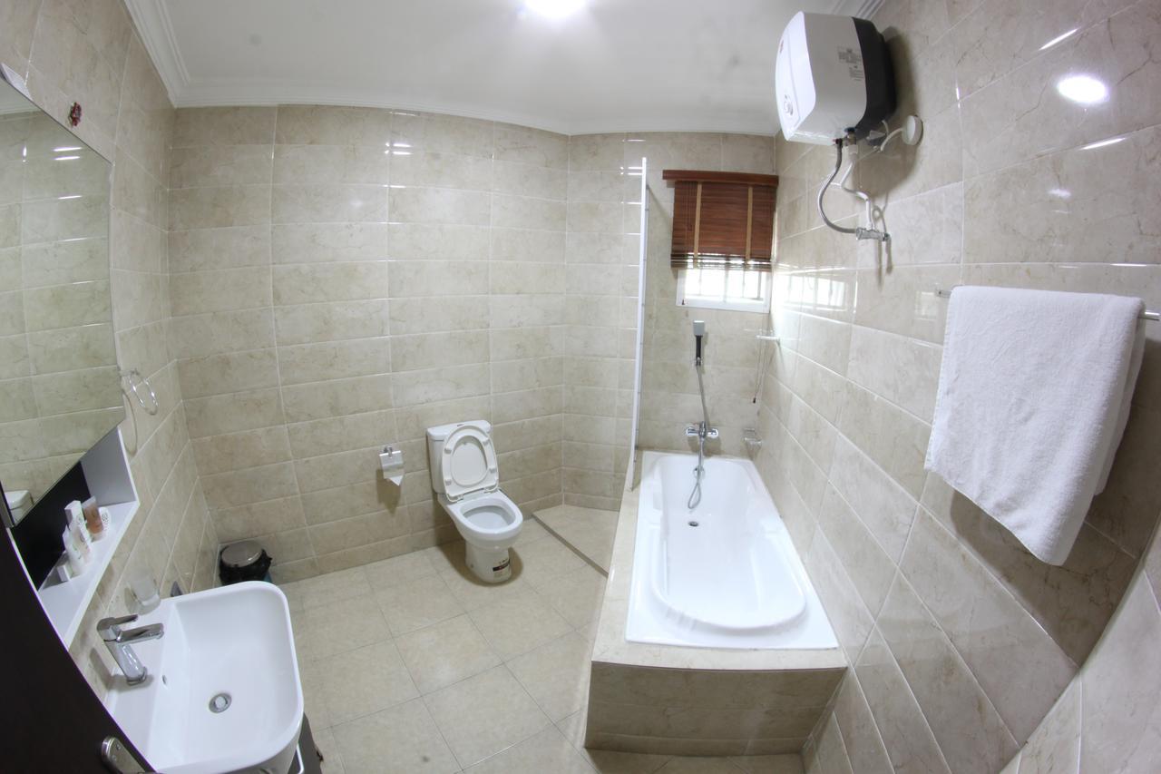 Celia'S Suites Abeokuta Экстерьер фото