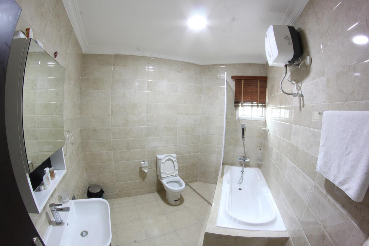 Celia'S Suites Abeokuta Экстерьер фото